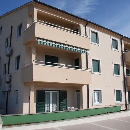 Anethum Apartmán *